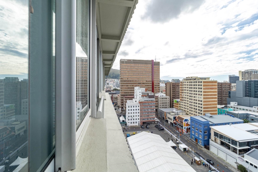 2 Bedroom Property for Sale in Cape Town City Centre Western Cape
